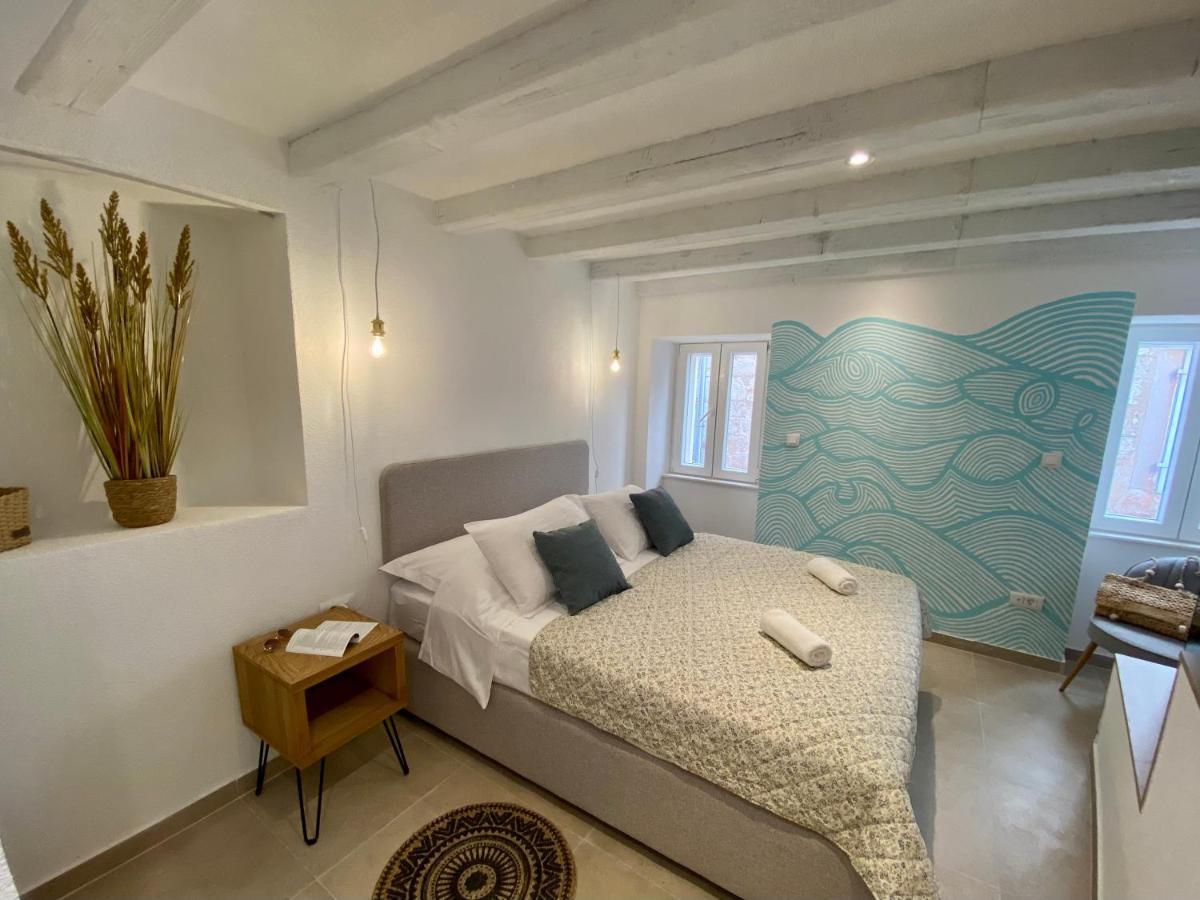 House Malena - Rooms Vis Luaran gambar