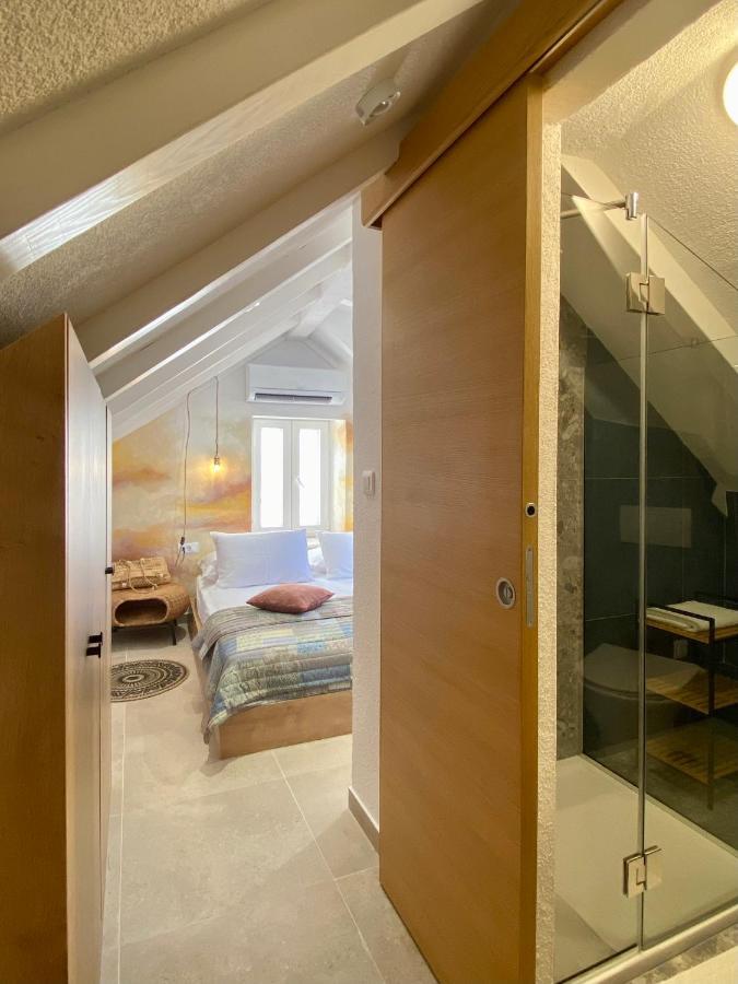 House Malena - Rooms Vis Luaran gambar