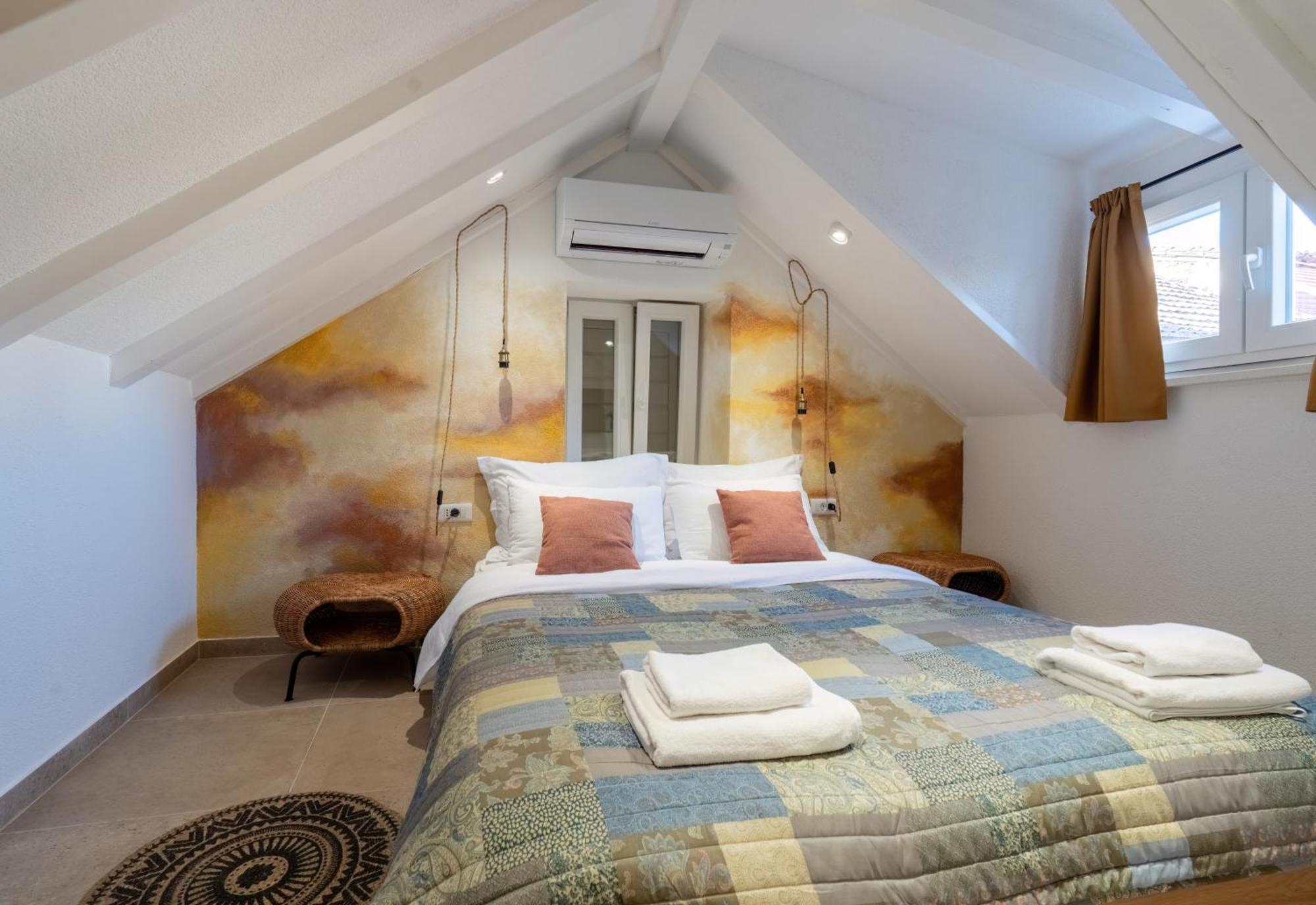 House Malena - Rooms Vis Luaran gambar